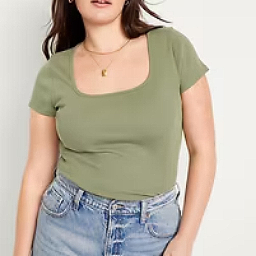 XL • Old Navy • Fitted Square-Neck T-Shirt - Picture 2 of 3